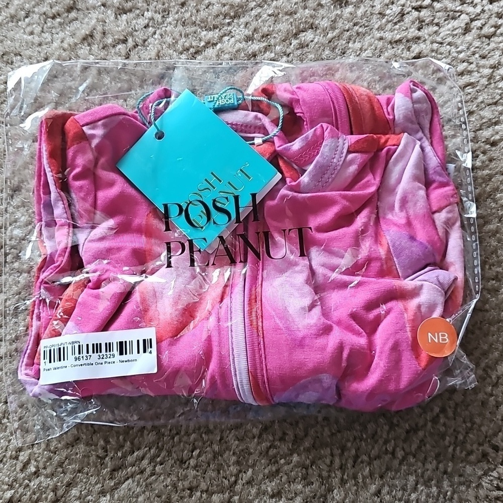 Posh Peanut Bamboo Convertible Baby Sleepers Pajama- Posh Valentine Size Newborn - Picture 2 of 4